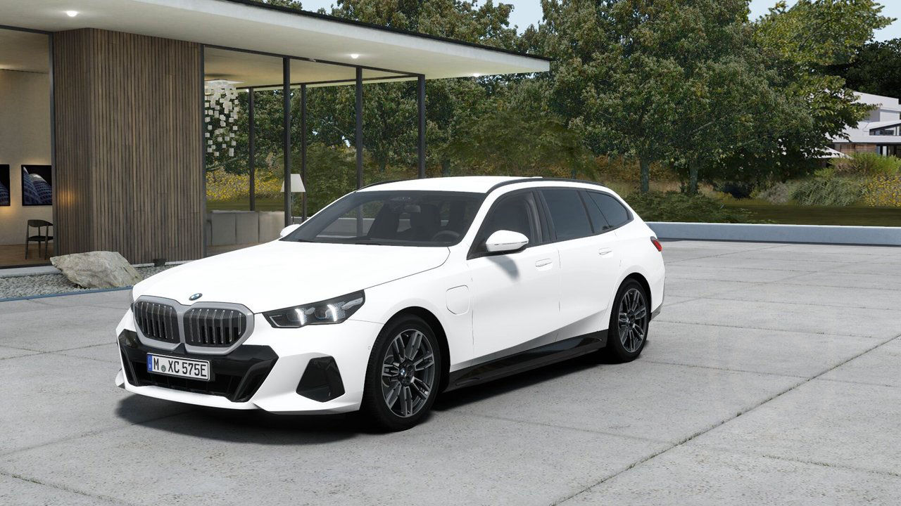 BMW 530e xDrive Touring M Sport Active Ed
