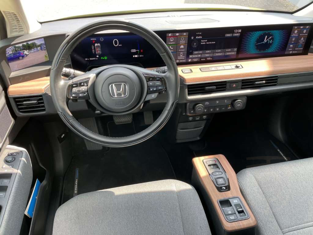 Honda e