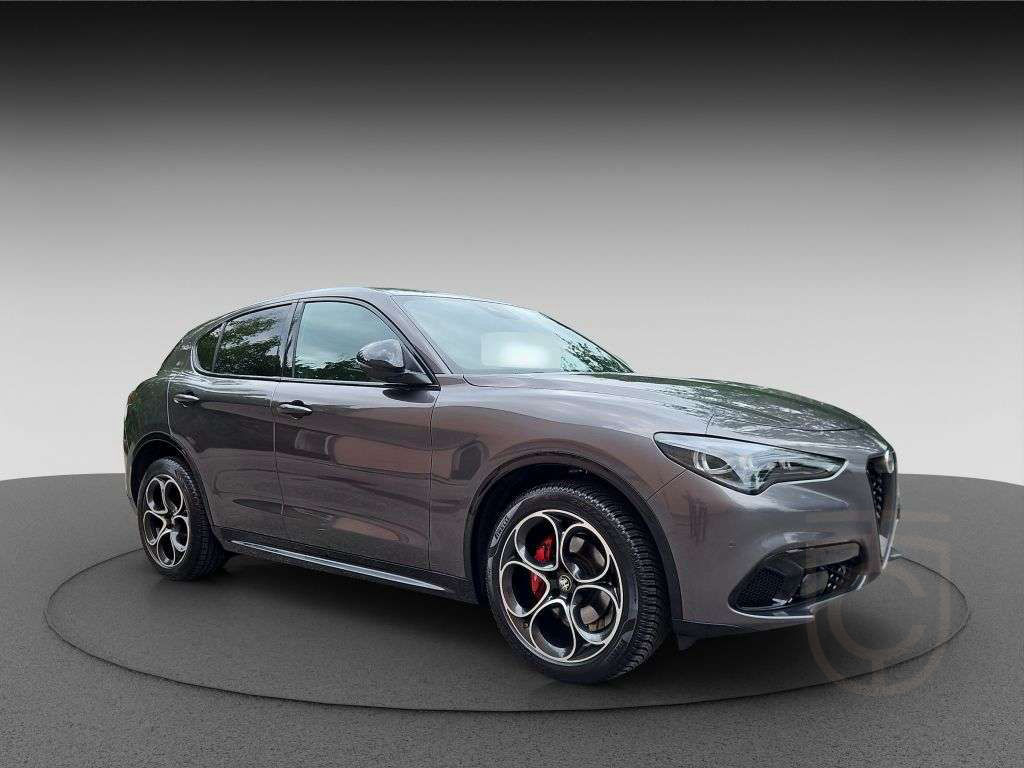 Alfa Romeo Stelvio VELOCE*LED