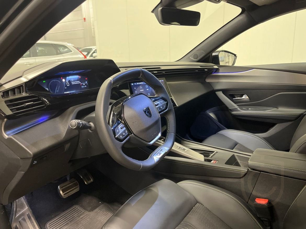 Peugeot 408 GT PureTech