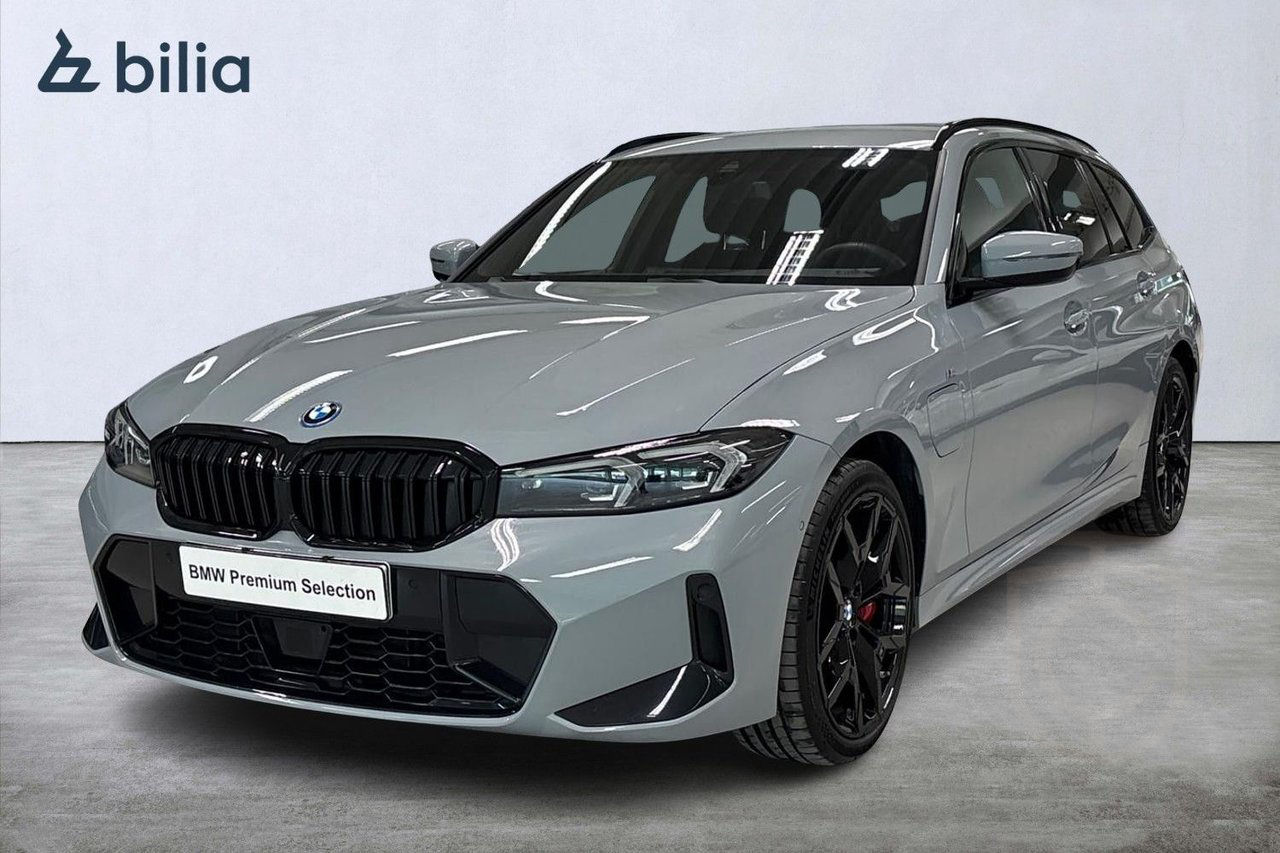 BMW 330e xDrive Touring M-Sport Pro