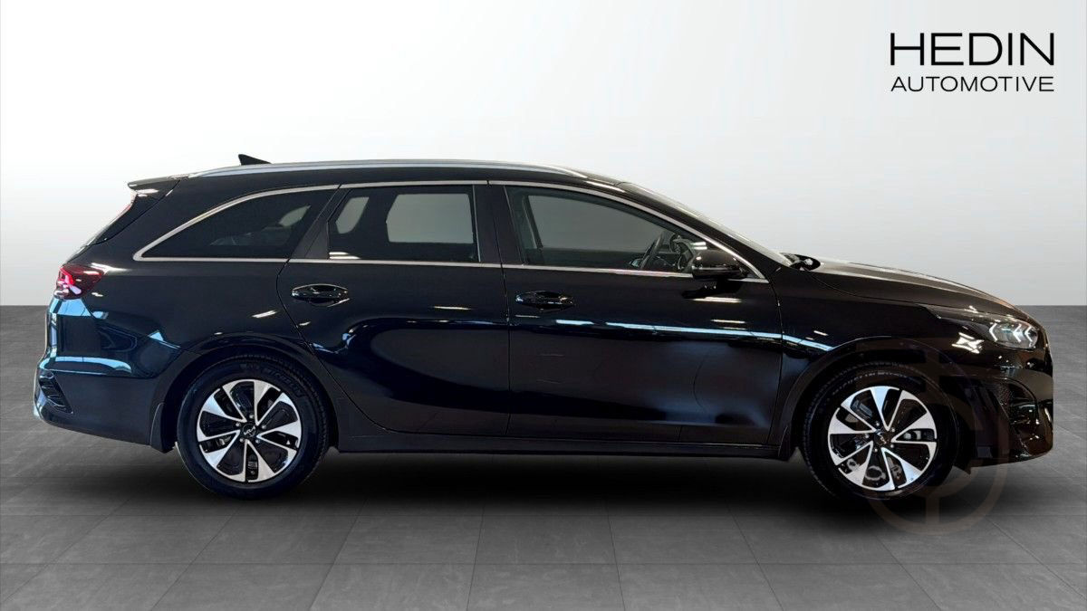 Kia Ceed SW PHEV ACTION