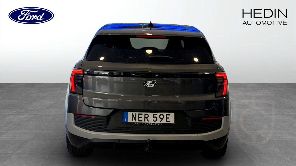 Ford Explorer PREMIUM LONG RANGE RWD