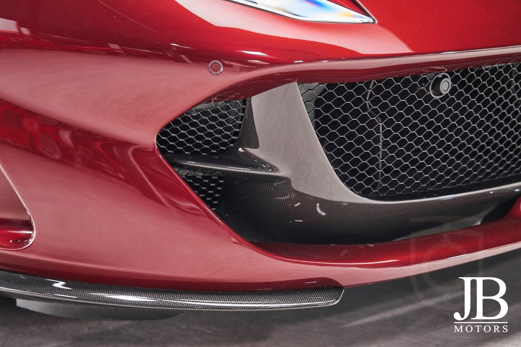 Ferrari 812 GTS Lift Full Carbon Passenger JBL 360° NEW