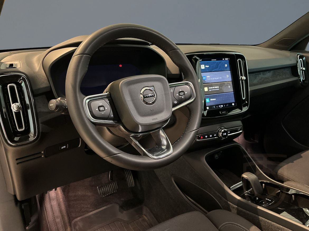 Volvo XC40 Recharge Single Motor Extd R Core