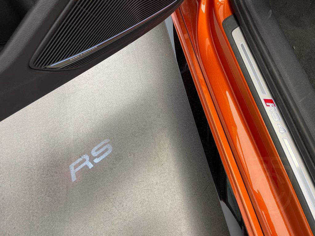 Audi RS4 Avant 2.9 TFSI quattro Tiptronic LEDER