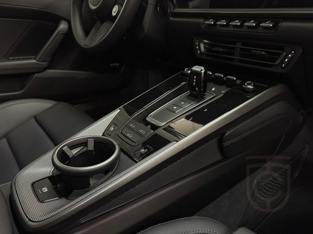 Porsche 911 992 Carrera 4S