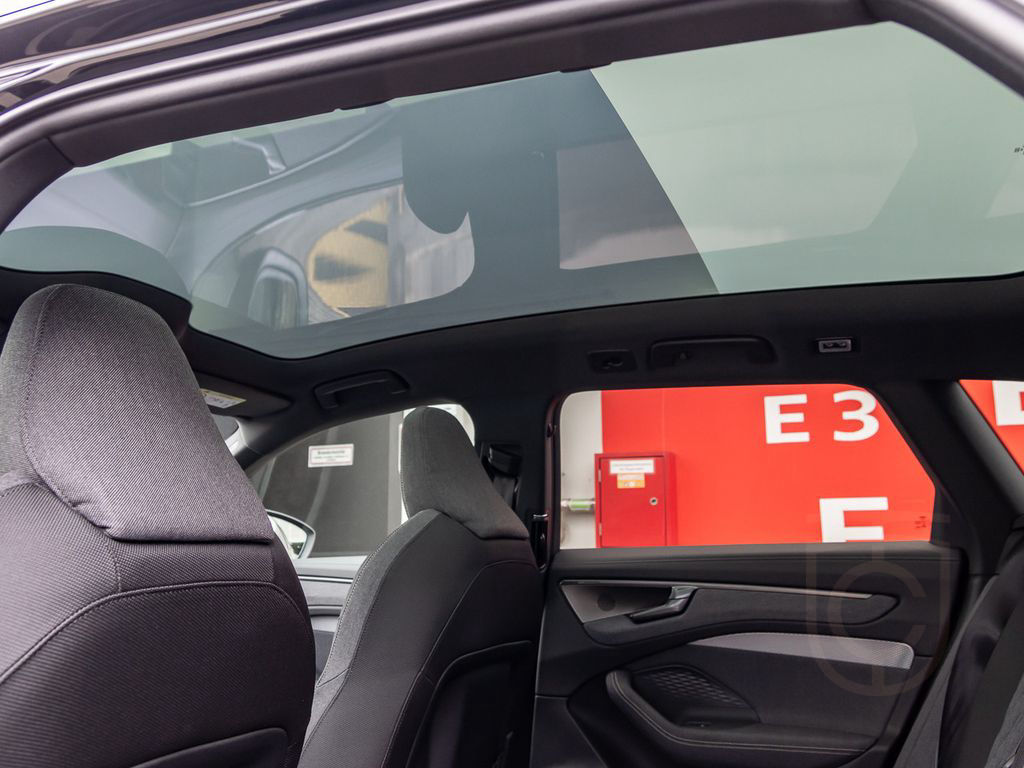 Audi A6 Avant TDI quattro 150 kW S tronic Pano AIR