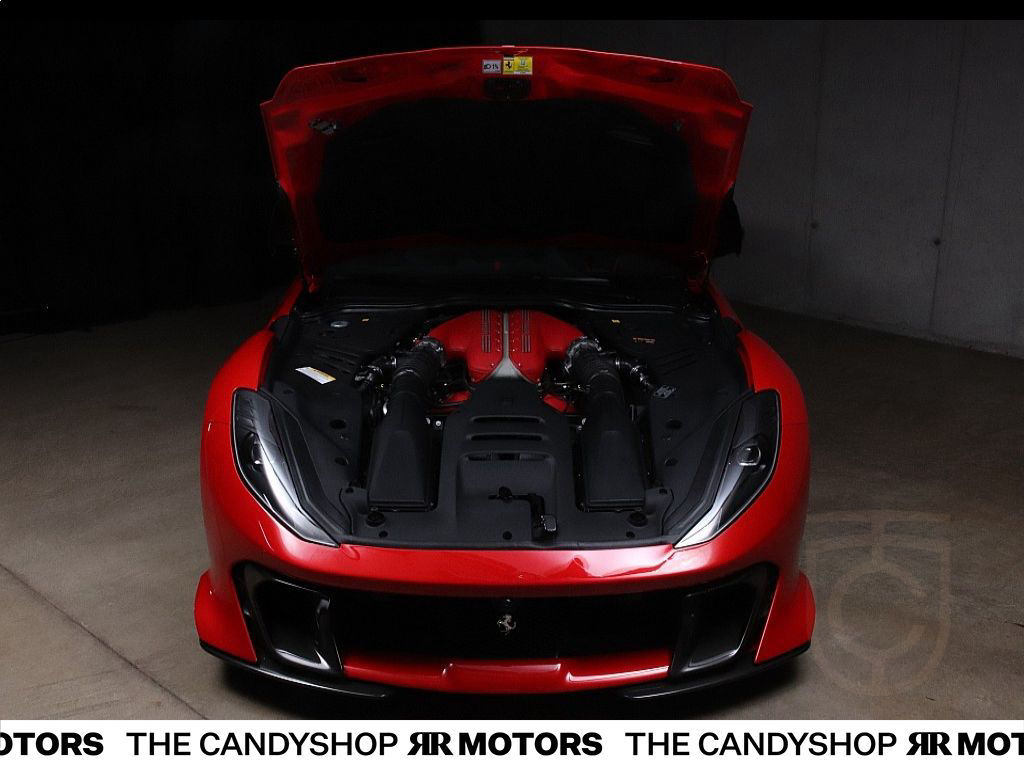 Ferrari 812 Competizione Aperta