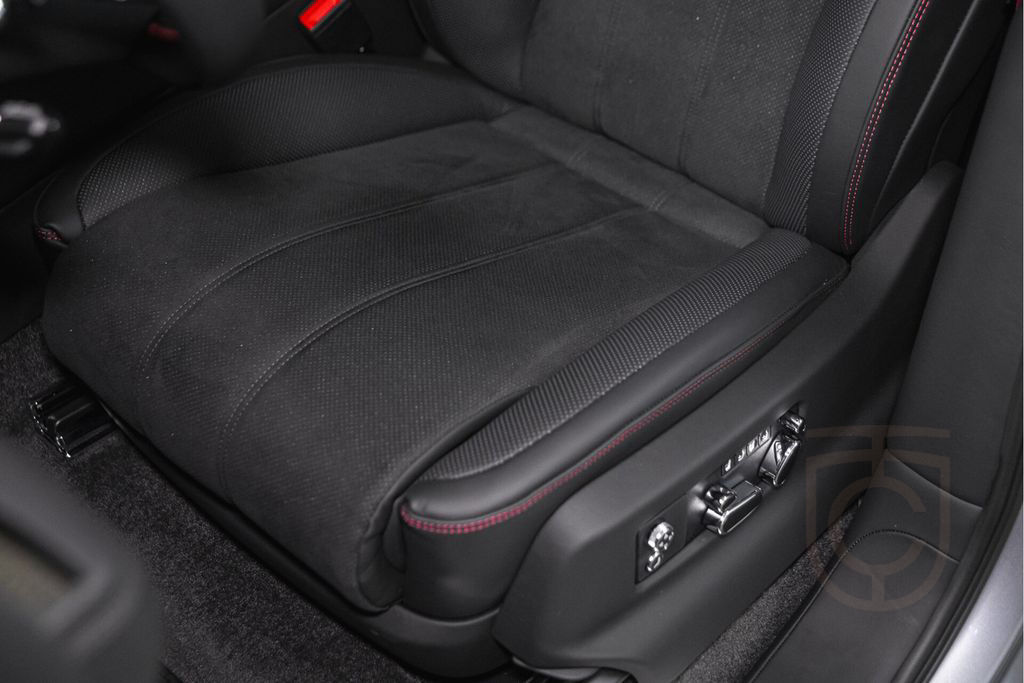 Bentley Bentayga S V8 |Touring Spec|NAIM|Comfort Seats