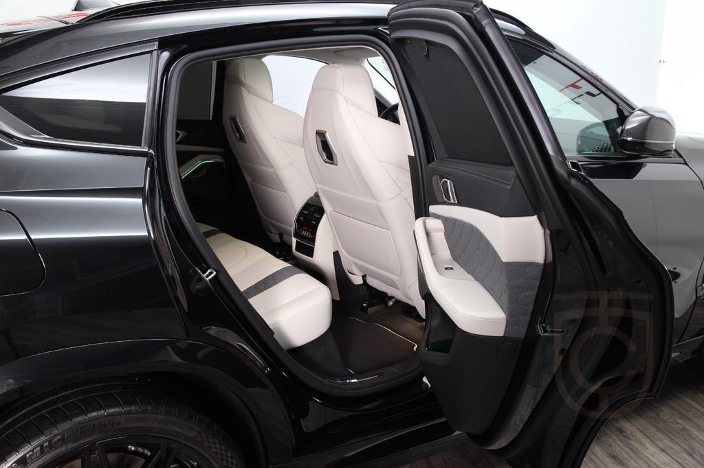 BMW X6 M Competition H&K HeadUp SoftClose