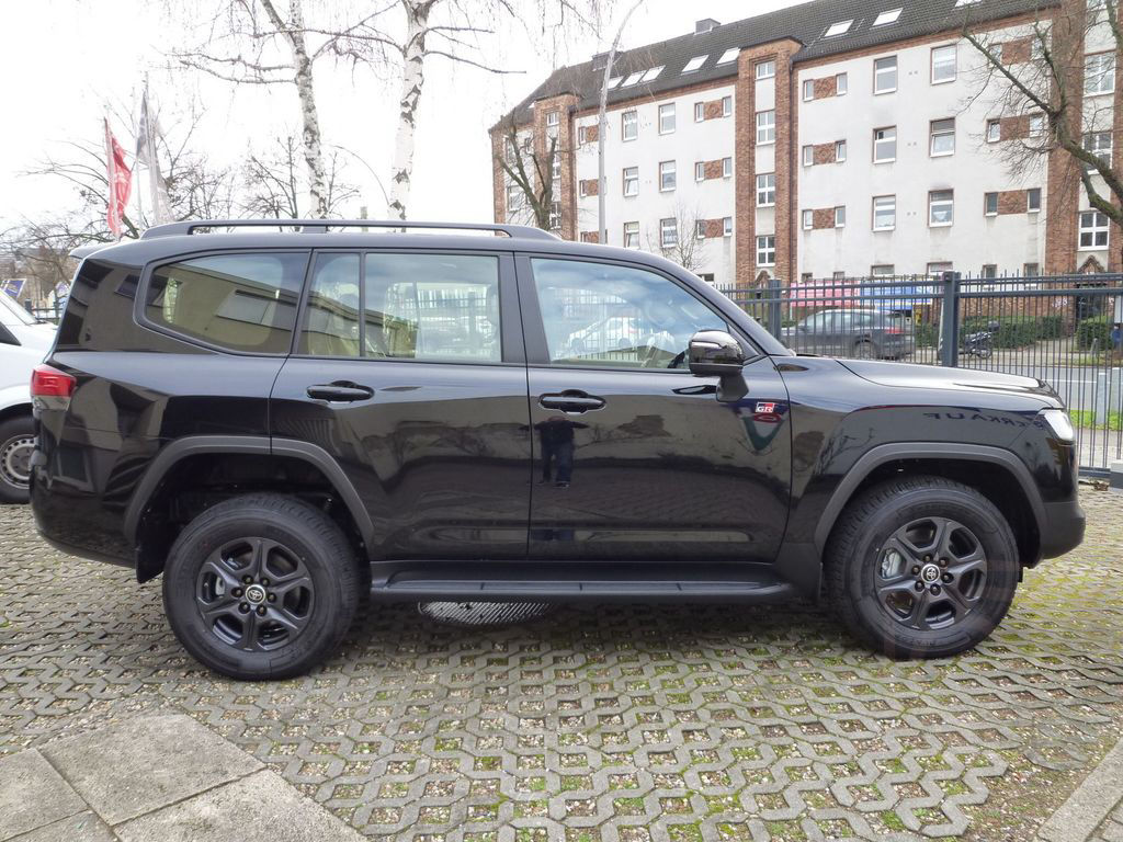 Toyota Land Cruiser LC 300 GR SPORT+TZ+NEW MODEL 2025+