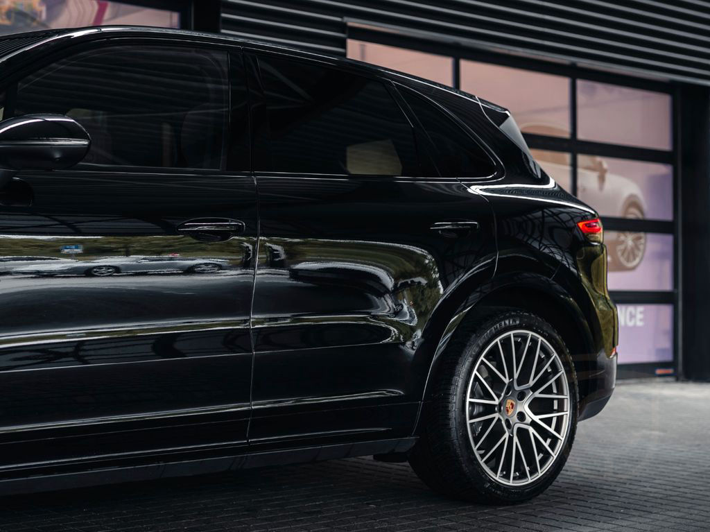 Porsche Cayenne S Platinum Edition