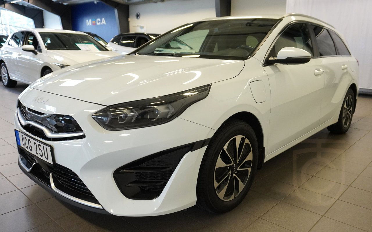 Kia CEED Sportswagon Plug-in Hybrid Advance Plus CARPLAY