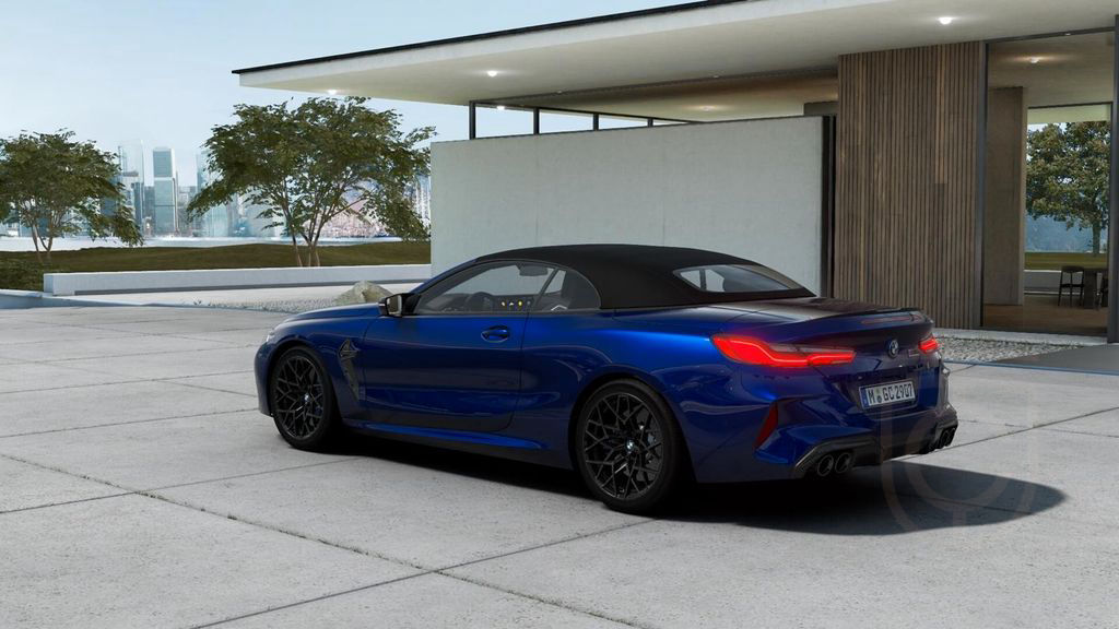 BMW M8 Competition Cabrio - CARBON PACK - AIR COLLAR
