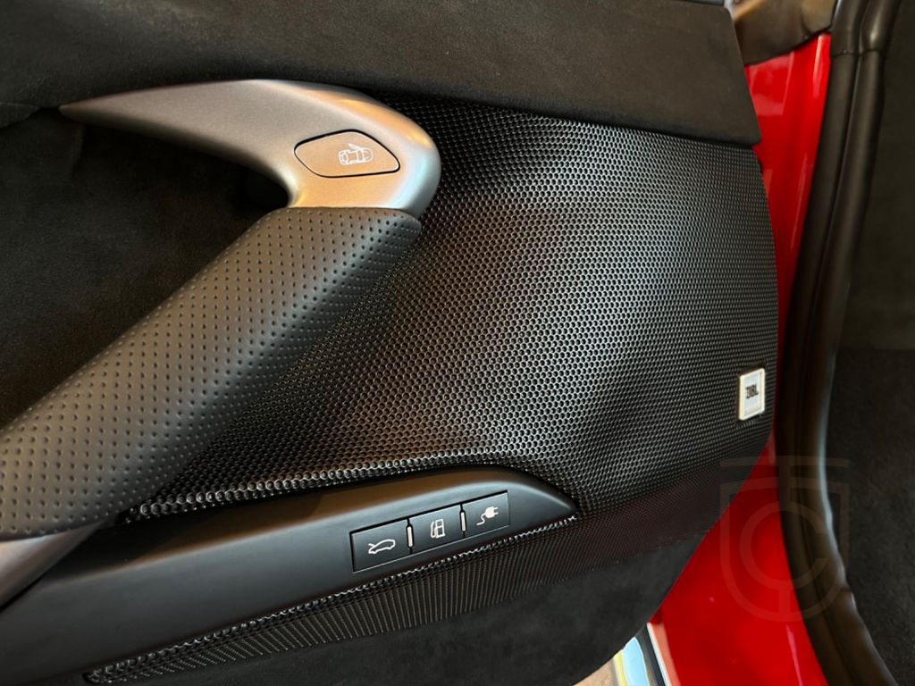 Ferrari 296 GTS