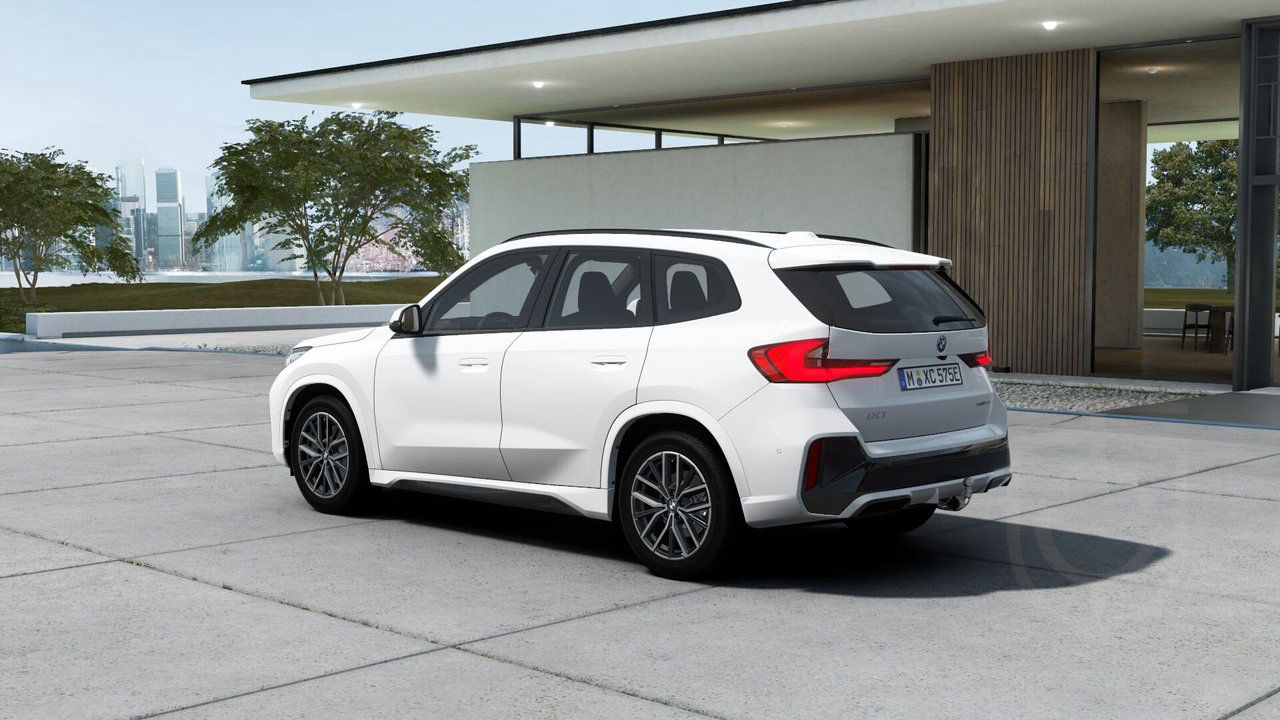 BMW iX1 xDrive30 M Sport Business Ed