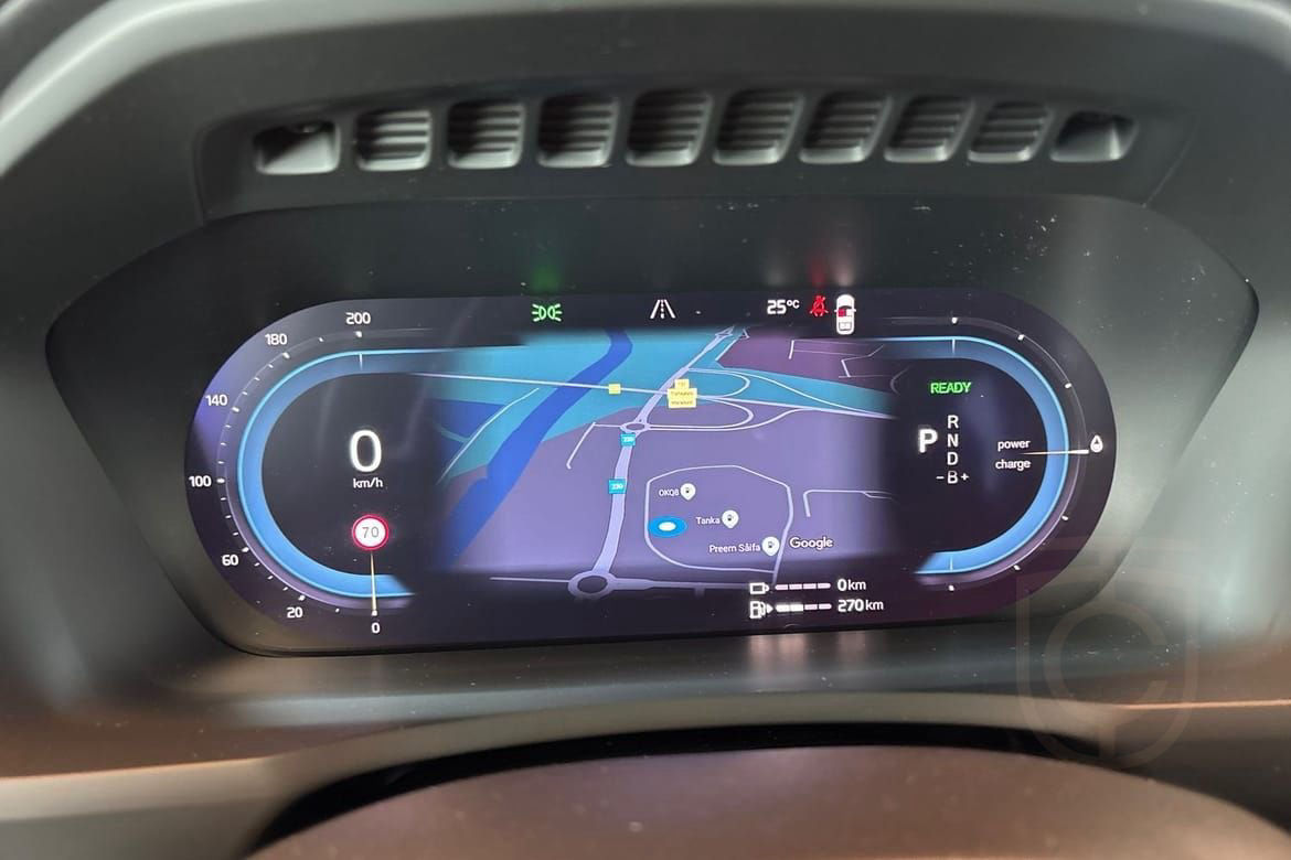 Volvo XC90 Recharge T8 Ultimate Dark