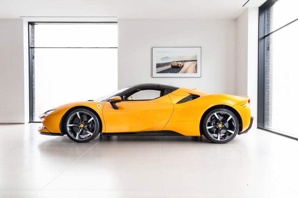 Ferrari SF90 Spider - Giallo Montecarlo