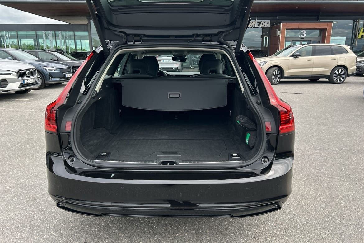 Volvo V90 T6 Plus Dark