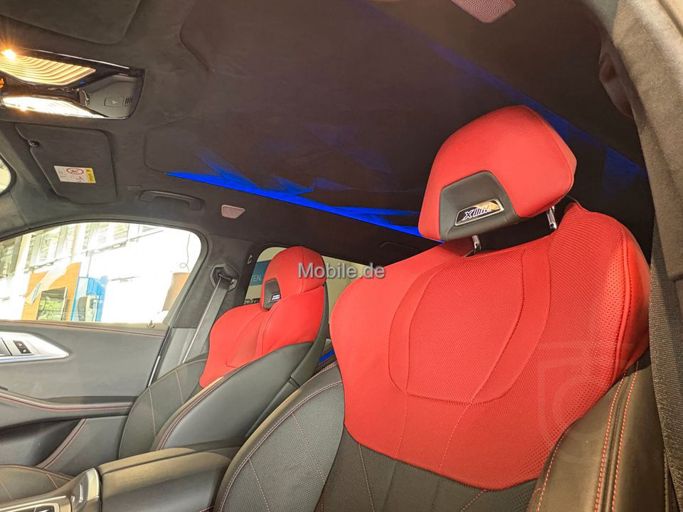 BMW XM 4.4 Label Red M Drivers Package Sport Aut.