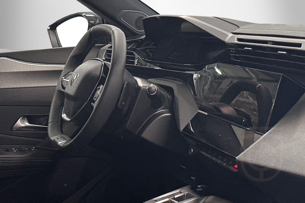 Peugeot 408 Hybrid 136 GT