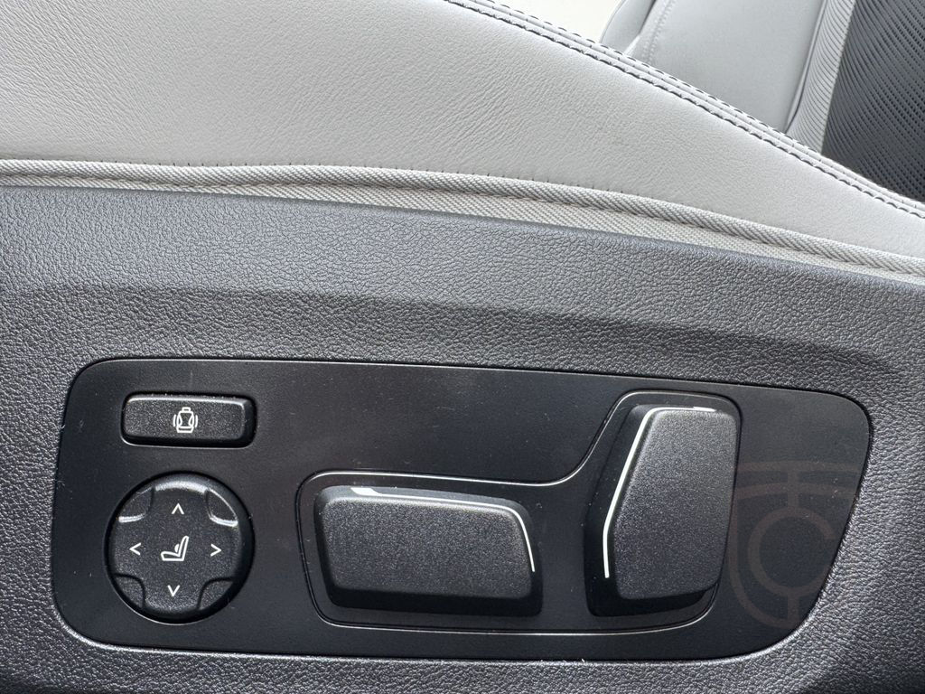 BMW M4 xDrive Comp. Sitzlüft. CarbonExt. ACC 360°