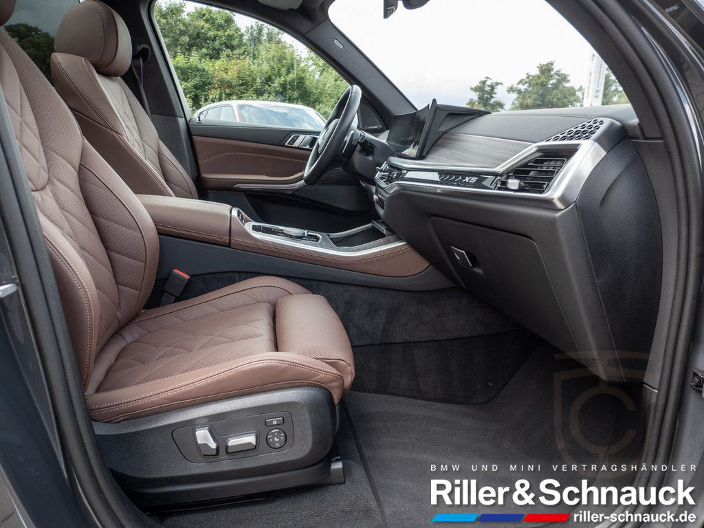 BMW X5 xDrive 30d M-Sport AHK STANDHZ LED PANO 360°