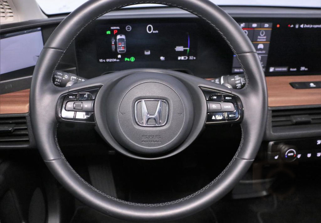 Honda E