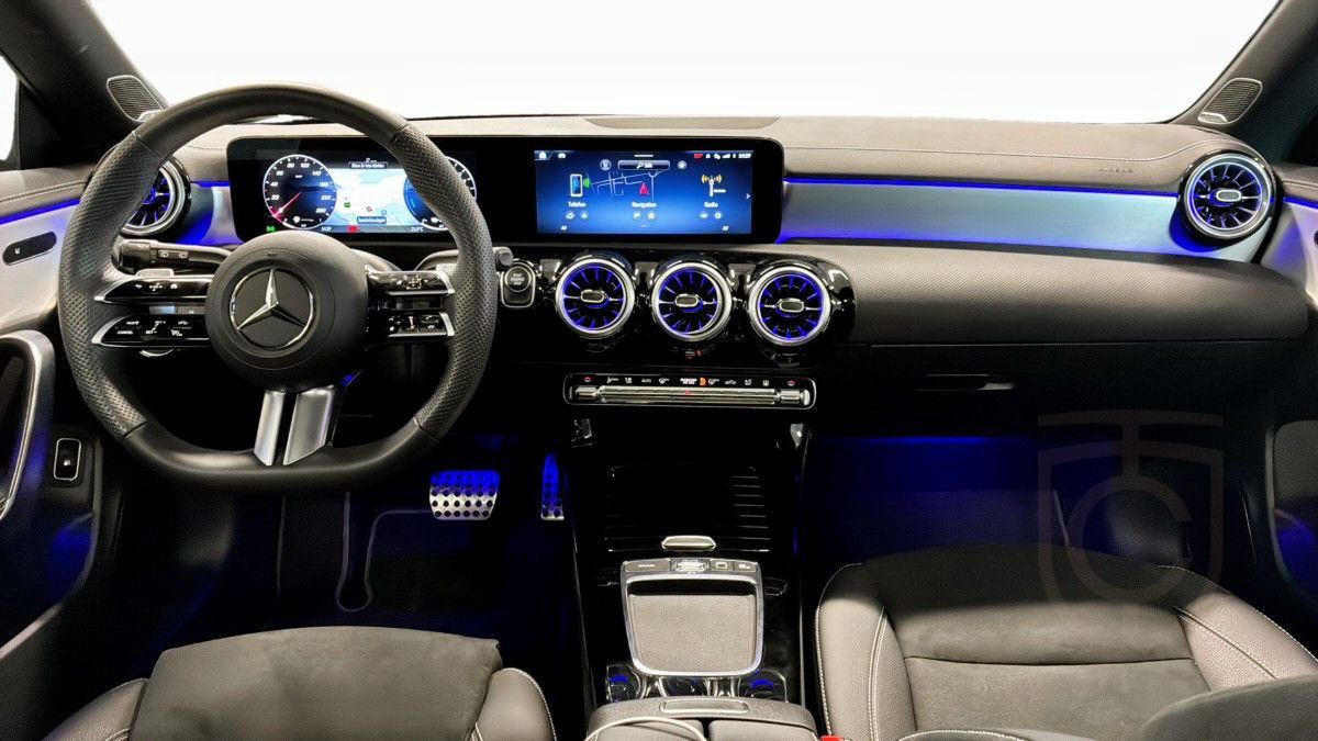 Mercedes-Benz CLA 250e Shooting Brake