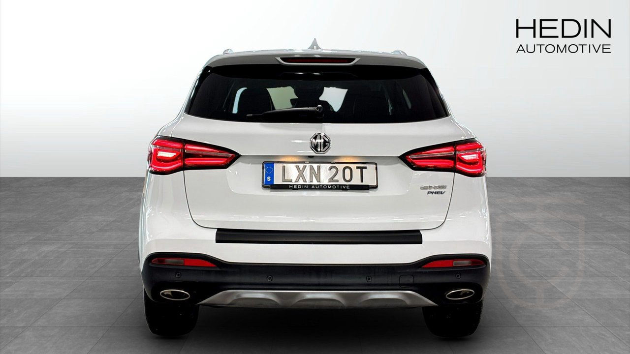 MG EHS PLUG-IN HYBRID LUXURY MY21