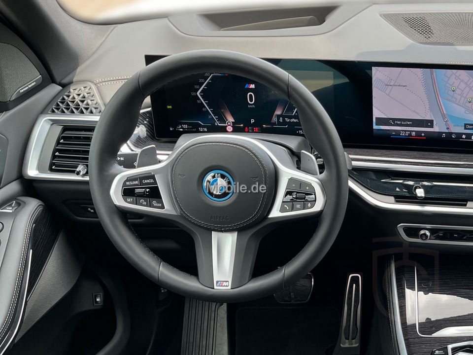 BMW X5 xDrive50e M Sport 2-Achs Luftfd. Pano AHK H/K