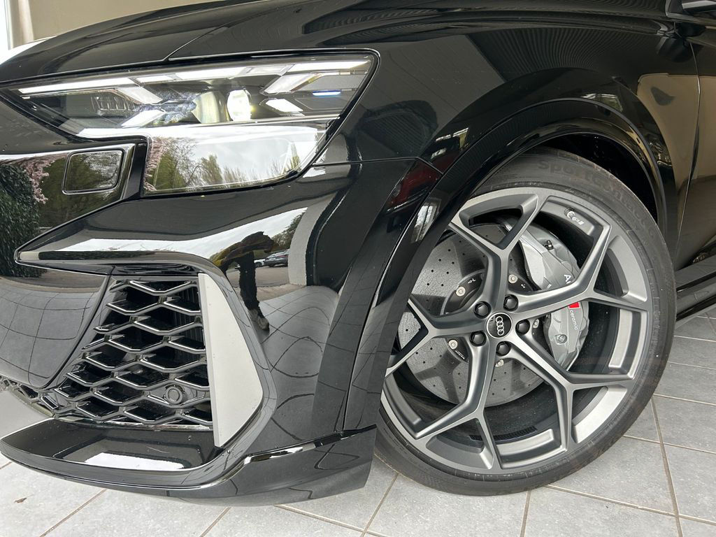 Audi RSQ8 RS Q8 PERFORMANCE Vmax PANO AHK SHZLÜFT