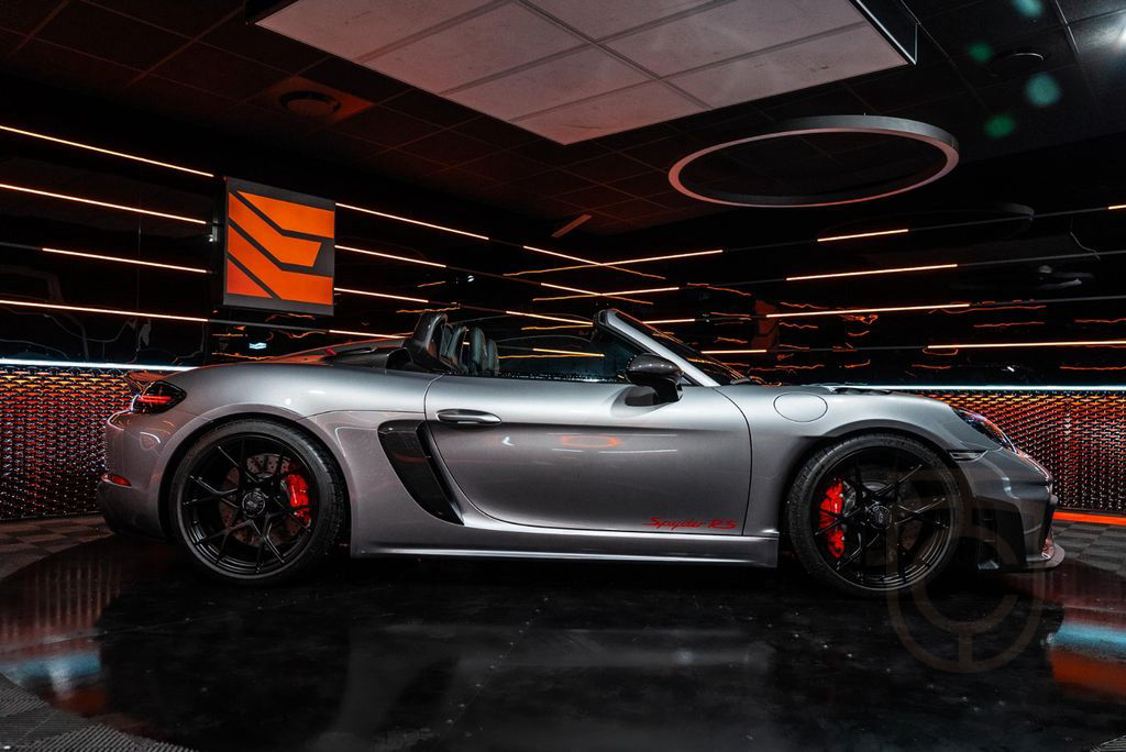 Porsche 718 Spyder RS*1st Hand*Weissach Pack*Lift*PDLS