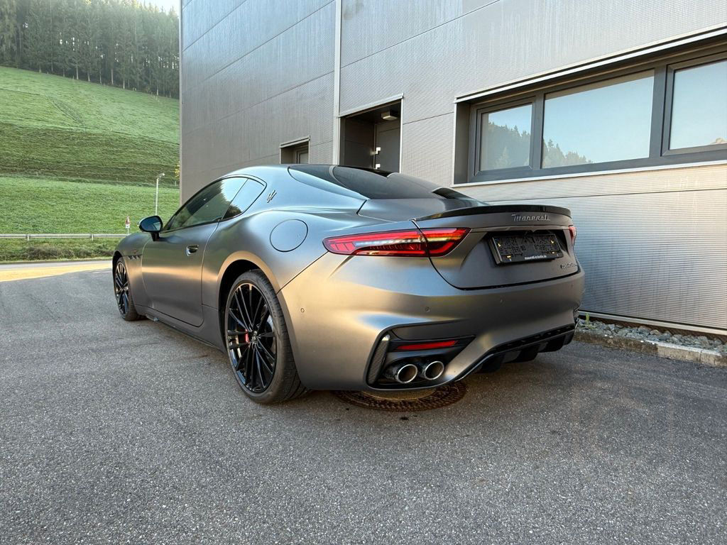 Maserati GranTurismo Trofeo 3.0 V6 AWD / MY24/NP 244.000€
