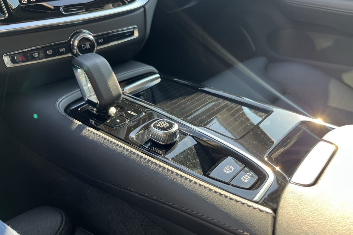 Volvo V60 T6 Plus Dark B-Kamera