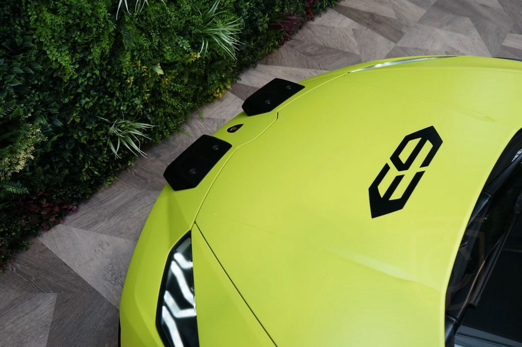 Lamborghini Huracán Sterrato*Ad-PERS*63*MATT*300.826€ NETTO