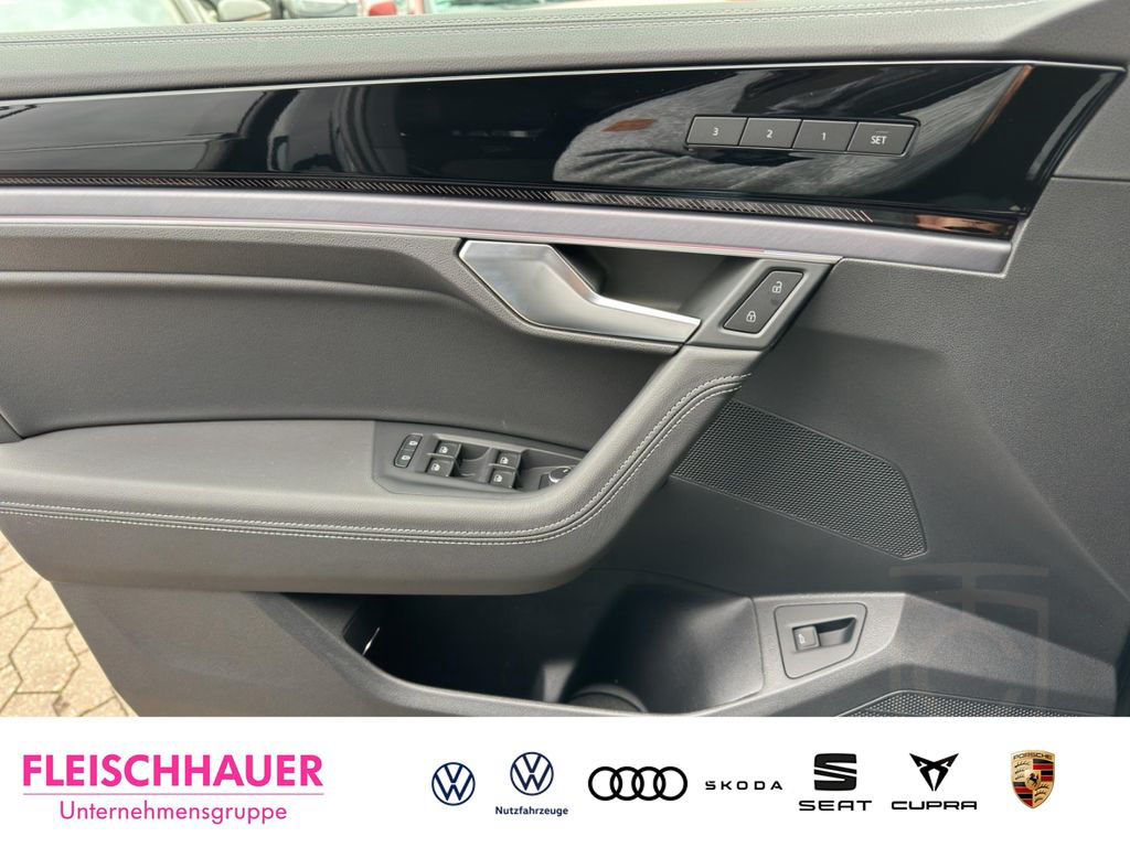 Volkswagen Touareg R-Line 3,0 TDI 4Motion HUD Luftfederung