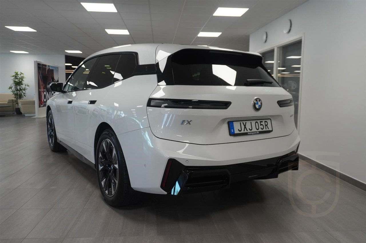 BMW iX xDrive60 M Sport Pro Supercharged Ed
