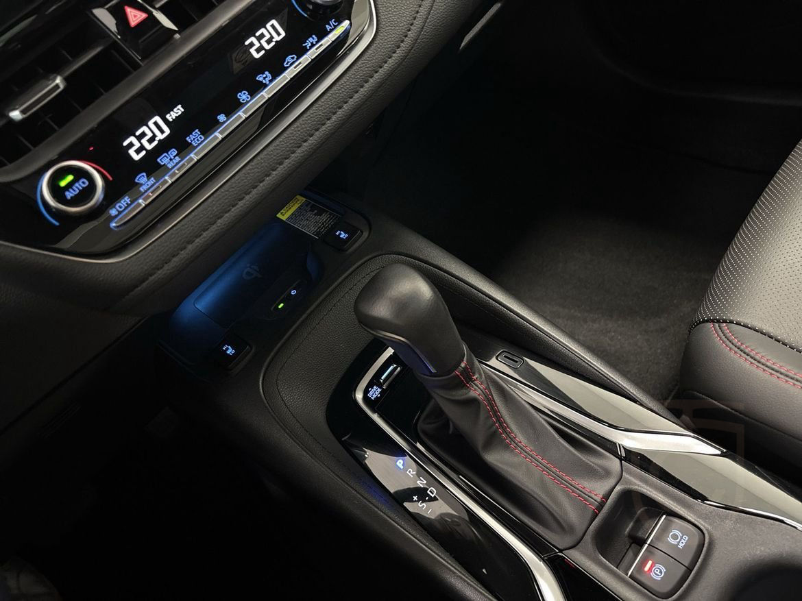 Toyota Corolla Hybrid 2,0 5D GR SPORT PLUS