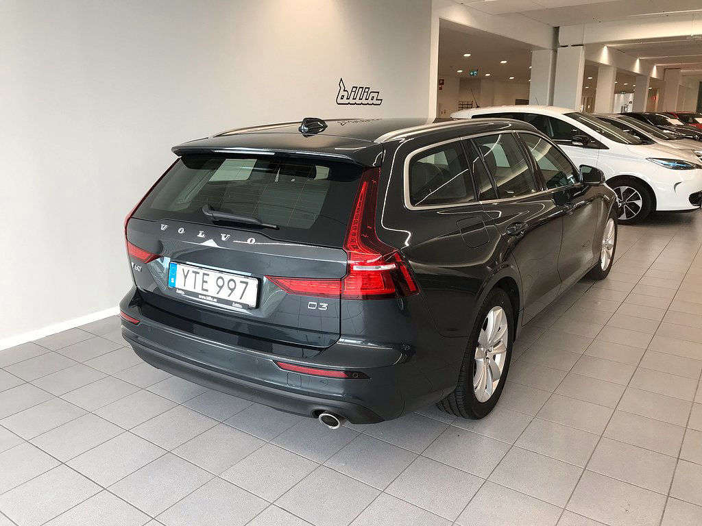 Volvo V60 D3 Momentum Pro Edition