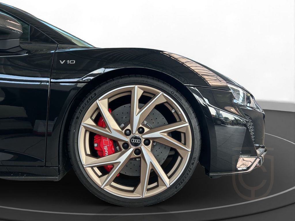 Audi R8 Spyder V10 performance qu. Keramik Carbon LM