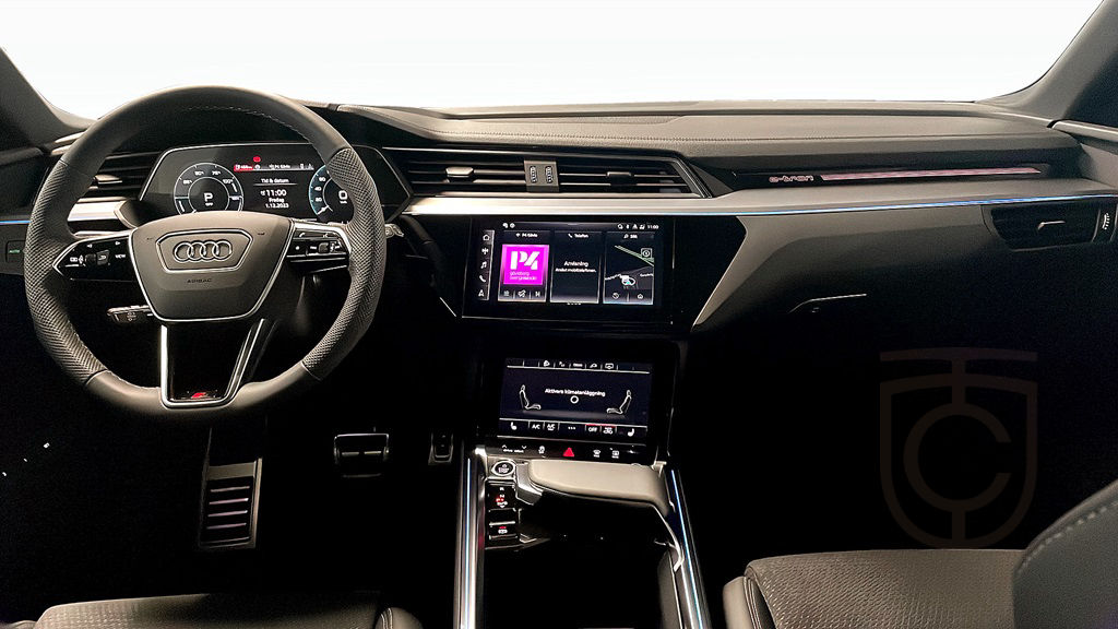 Audi Q8 55 e-tron quattro