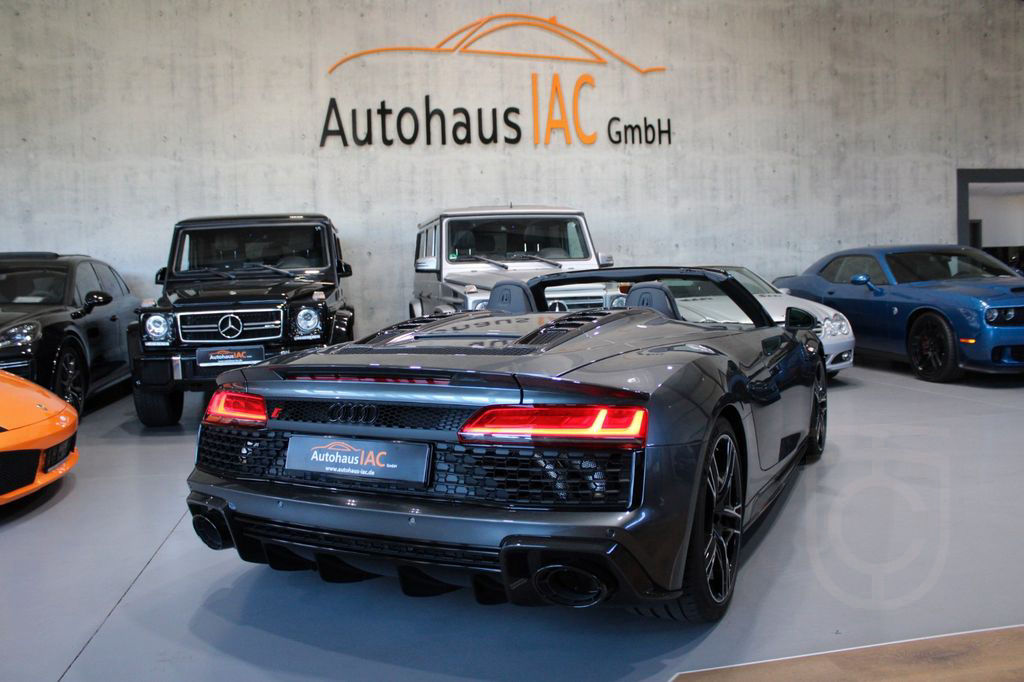 Audi R8 Spyder 5.2 FSI quattro performance/V10/RFK/MW