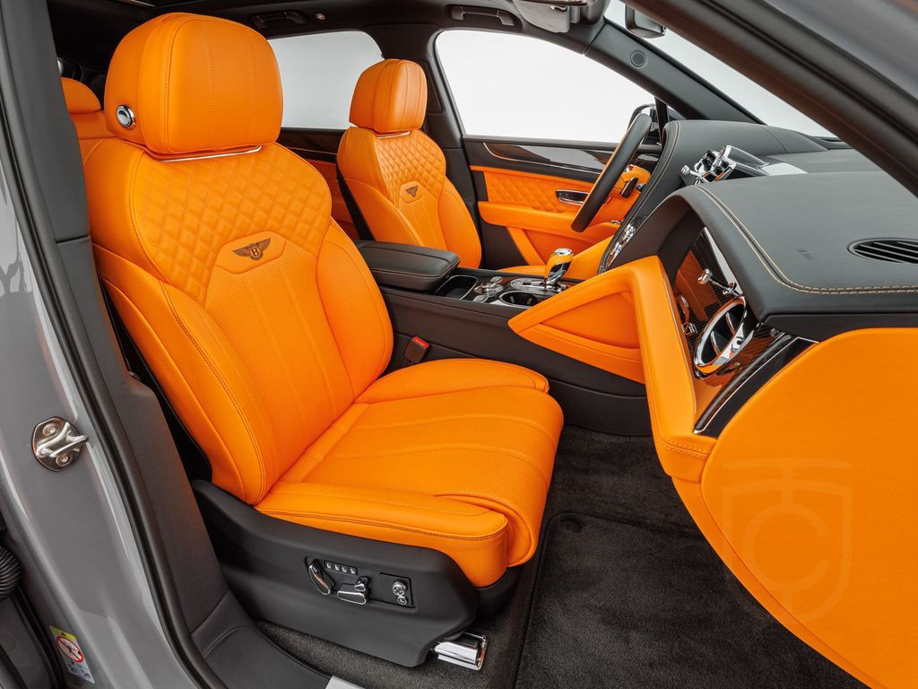 Bentley Bentayga S V8 / Mandarin - Lederfarbe