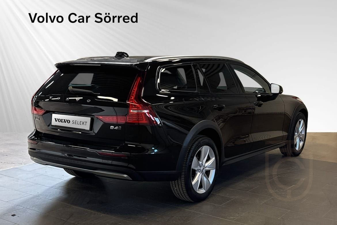 Volvo V60 Cross Country B4 AWD Diesel Core