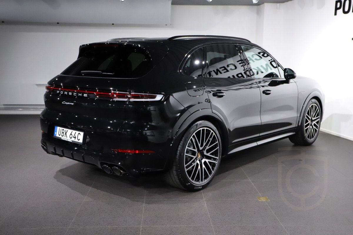 Porsche Cayenne SUV