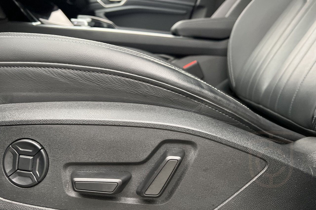 Audi Q8 50 e-tron Quattro
