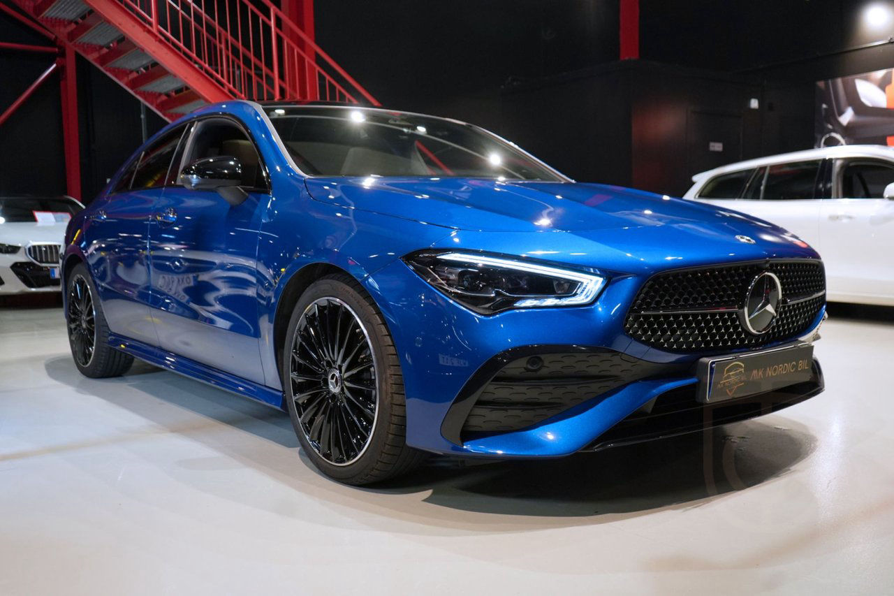 Mercedes-Benz CLA 200 AMG Panorama El-Stolar Headup 360