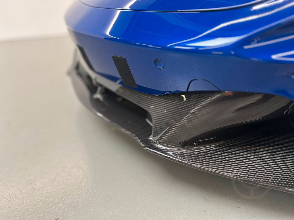 McLaren Artura / Aurora Blue / Full Carbon Fibre